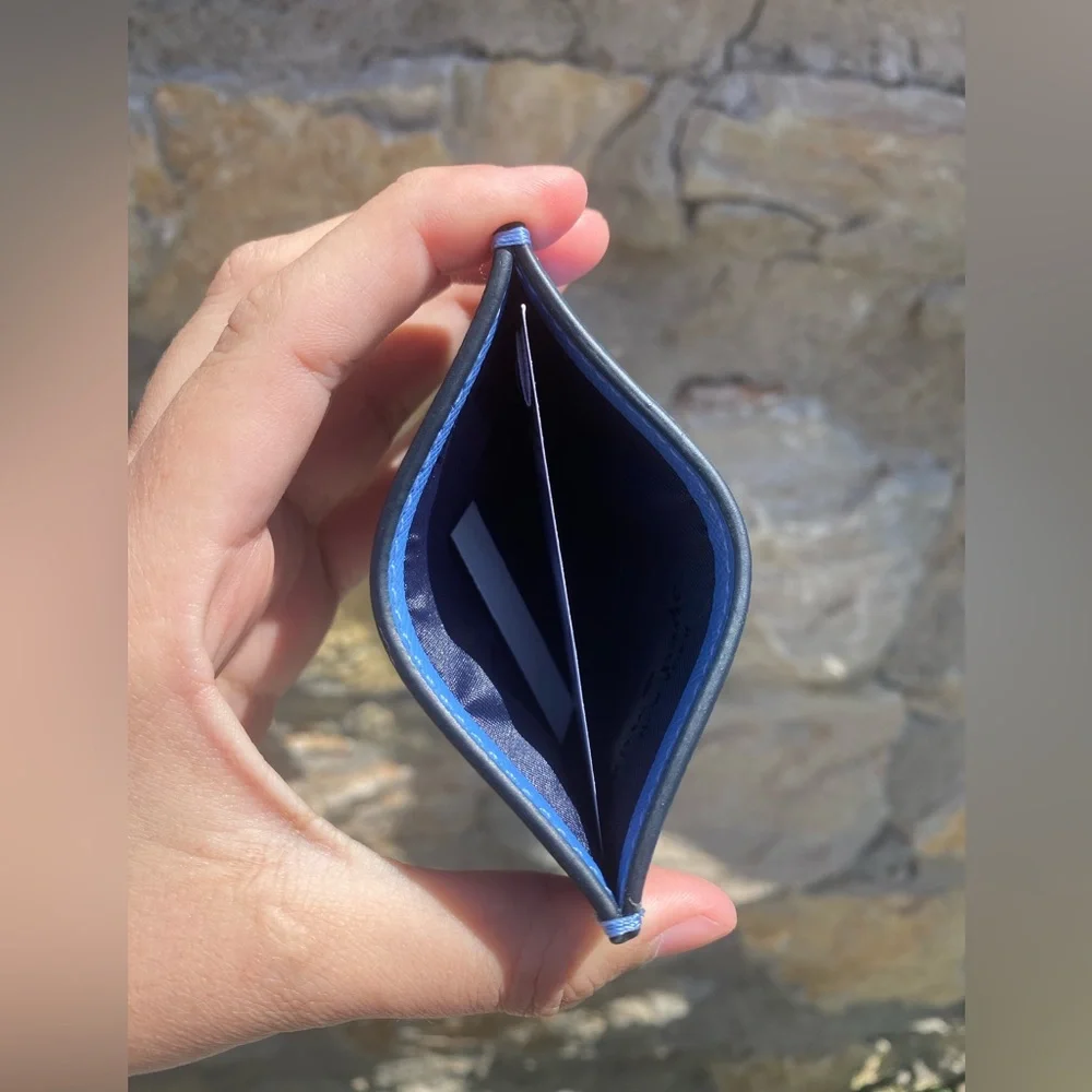 Nwt Kate Spade butterfly Cardholder - Picture 3 of 3